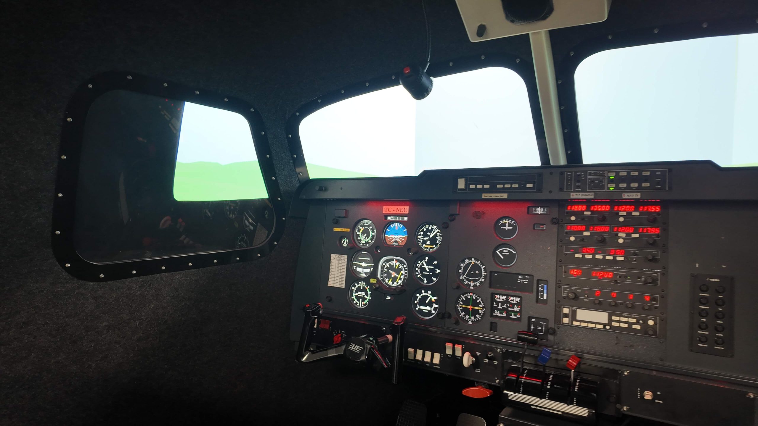 Erahhavacilik simulator 03 scaled